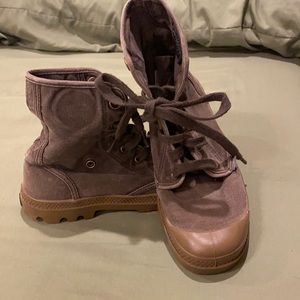 Aviator boots, made of airplane tires!